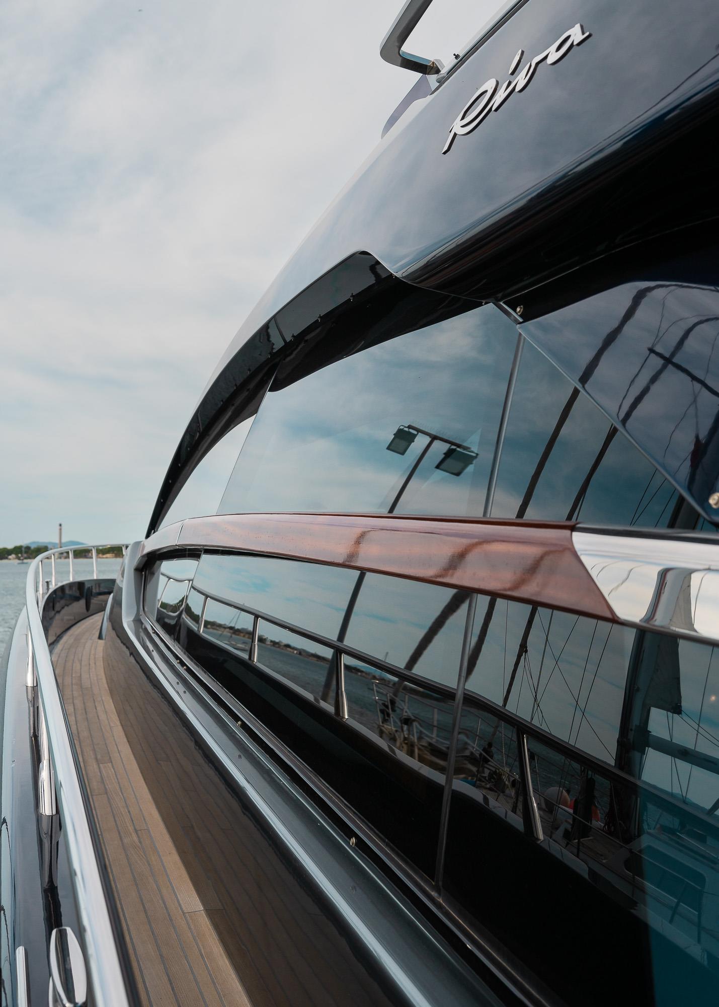 2019 RIVA 66' RIBELLE 